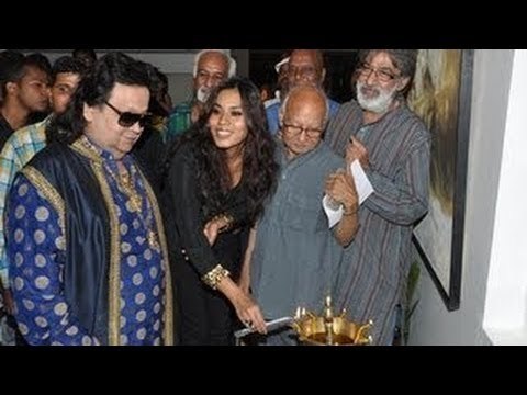 Sensuous Paoli Dam & Singer Bappi Lahiri @ Inauguration Of Prithvi Soni's Painting Exhibition