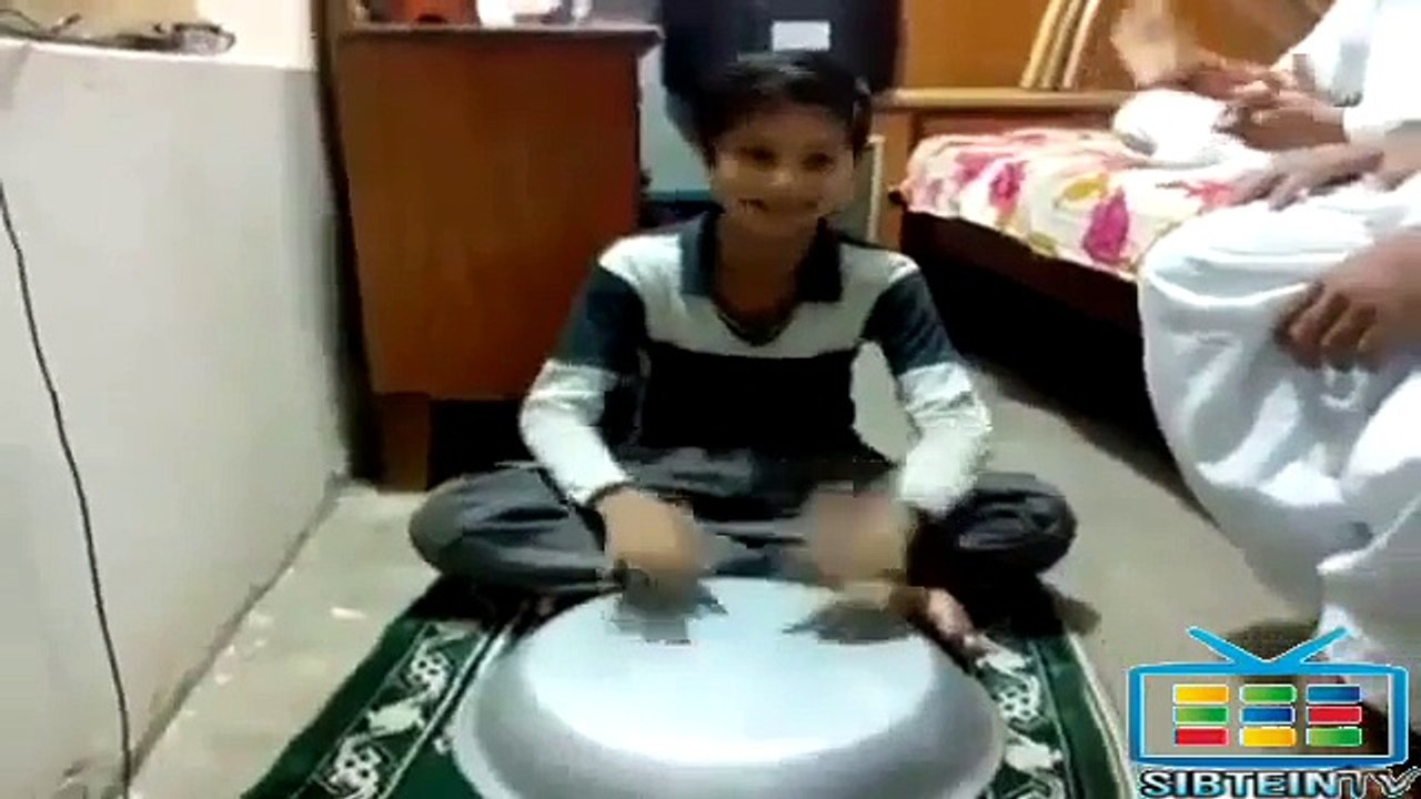 Amazing Kid Hidden Singing Talent Of Pakistan