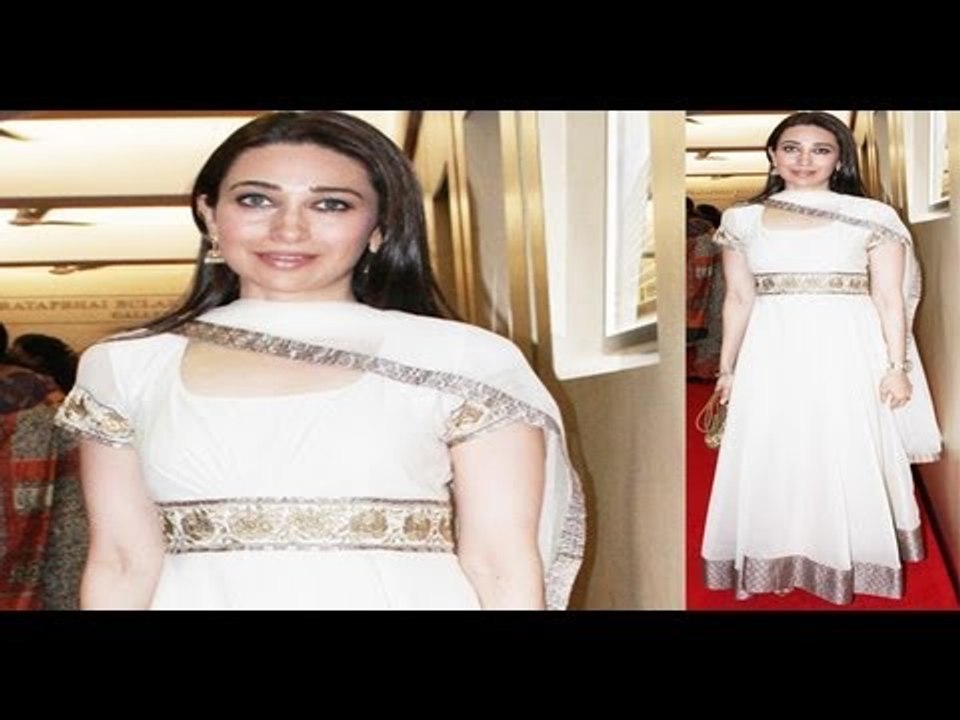 Karisma Kapoor Looks Gorgeous @ Support Women Empowerment at the Mumbai Police Women Interface