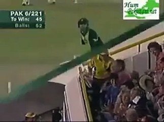 Shahid Afridi Biggest Six Ever in the History