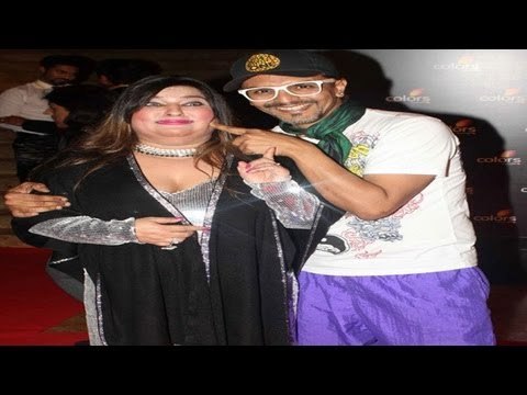 FIGHTER COCKS Imaan & Dolly Spotted At Red Carpet Of Celebration Colors Bash!