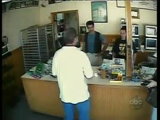 Life of Muslims in USA - Dark side of US people... :(