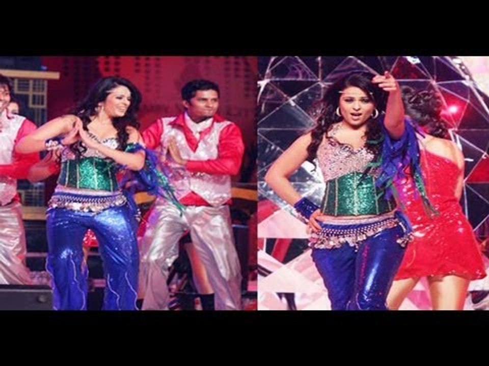 Anjana Sukhani's New Years Bash Performance