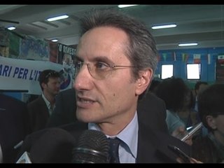 Campania - Caldoro alla Palestra Maddaloni, De Luca "a testa alta" (08.05.15)