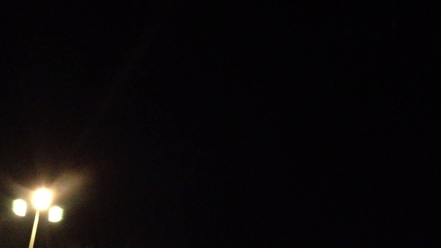 UFO Ovni France Bordeaux place de la Victoire le 6 Mai 2012 à 23:39pm Rec Valérie