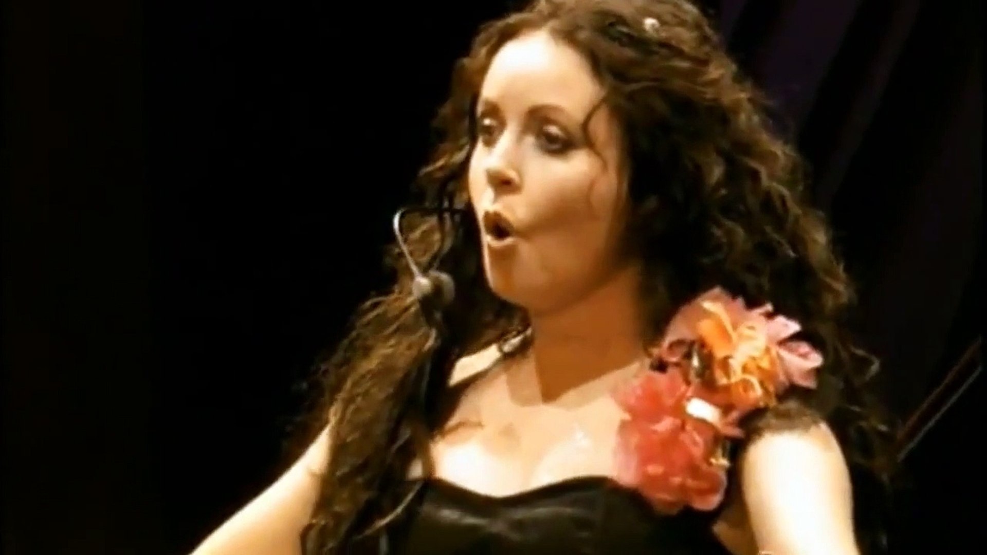 Sarah Brightman - Anytime Anywhere ~ DVD One Night In Eden - Live in South  Africa - video Dailymotion