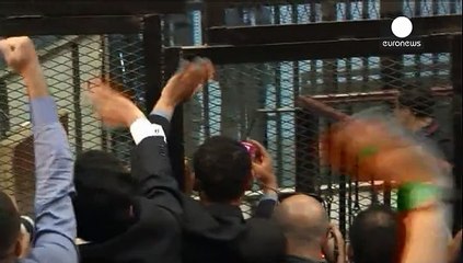 Hüsnü Mübarek 3 yıl hapis cezasına çarptırıldı