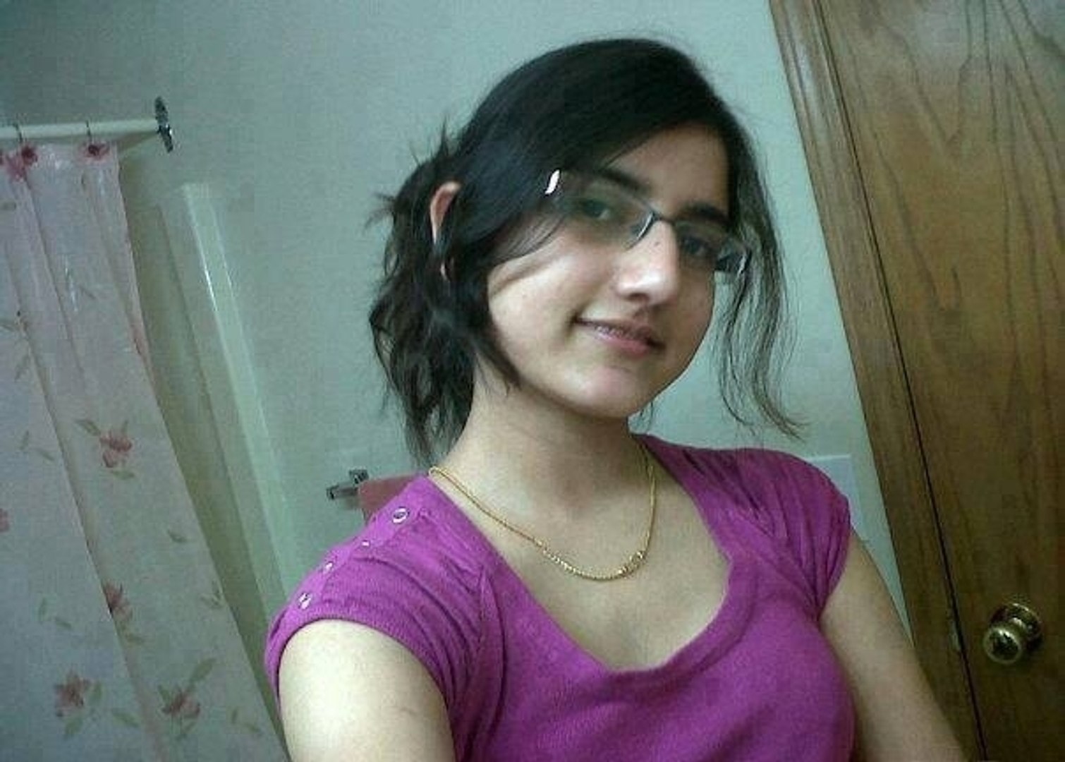 Beauty girl peshawar Dating Pakistani