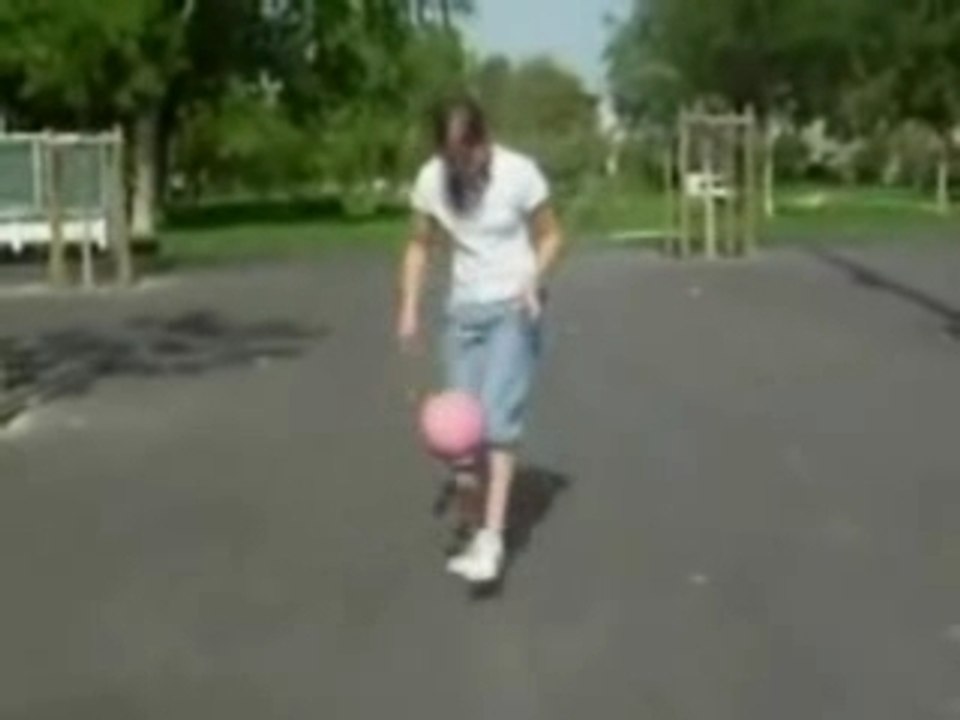 Fußball Mädchen Frauenfußball Tricks