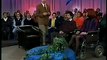 Presentator lacht gasten uit -Talk show host laugh at guests