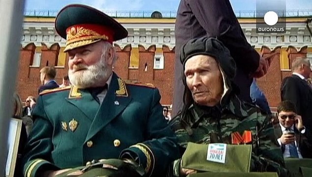 La marcha en memoria de los caídos llena el centro de Moscú