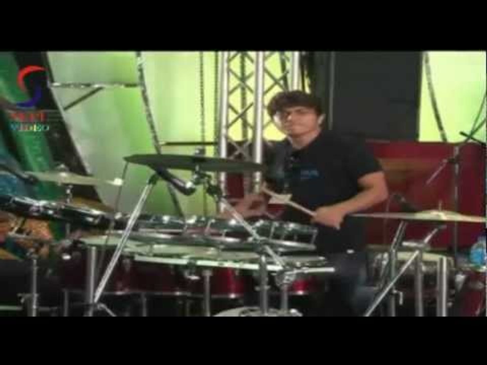 Falguni Pathak Rehearses For Garba - Dandiya