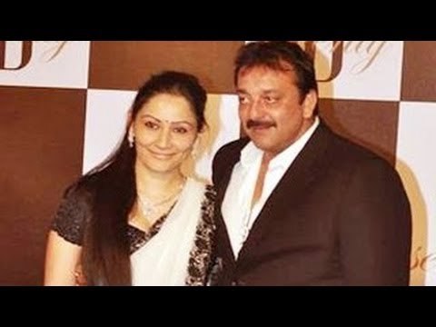 Sanjau Dutt & Wife Manyata Dutt Spotted @ Amitabh Bachchan Birthday Bash