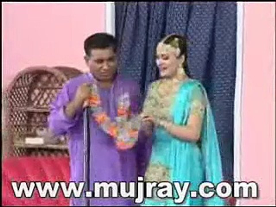 Nasir Chinioti & Zafri Khan On Fire ! - YouTube_2