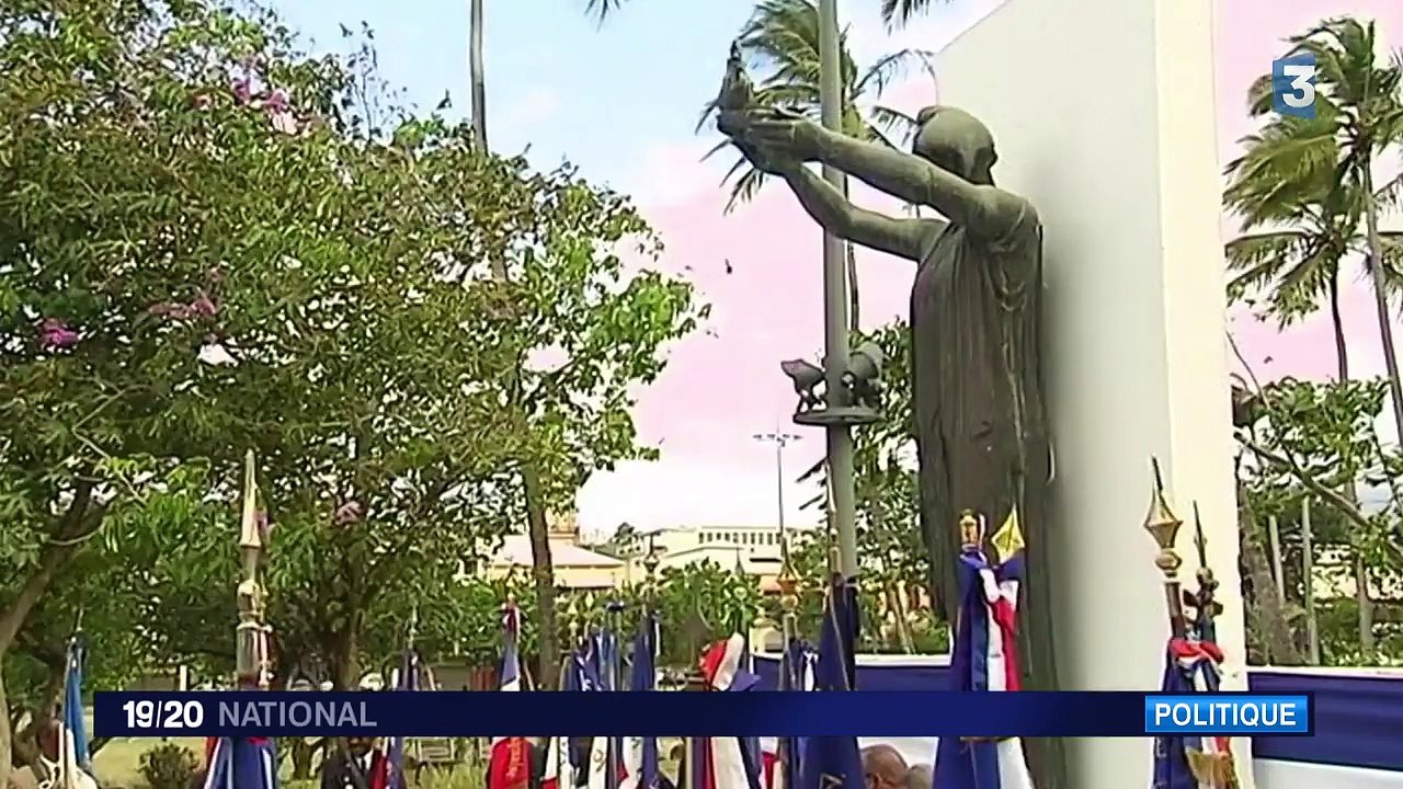Martinique : un temps de recueillement pour François Hollande