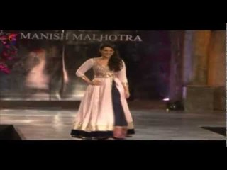 Parineeti Chopra GLAMOROUS Looks@ Mijwan Fashion Show