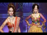 Mumbai Models Display Traditional Dresses in Bharat n Dorris Fashion Show