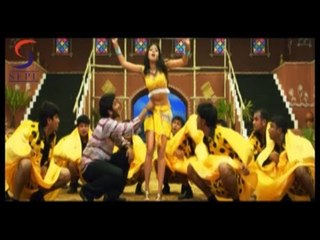 Masala Song - Laga Laga Mehndi Laga Lali Laga