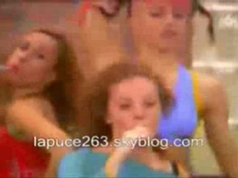 Upa dance appears ayumi hamasaki