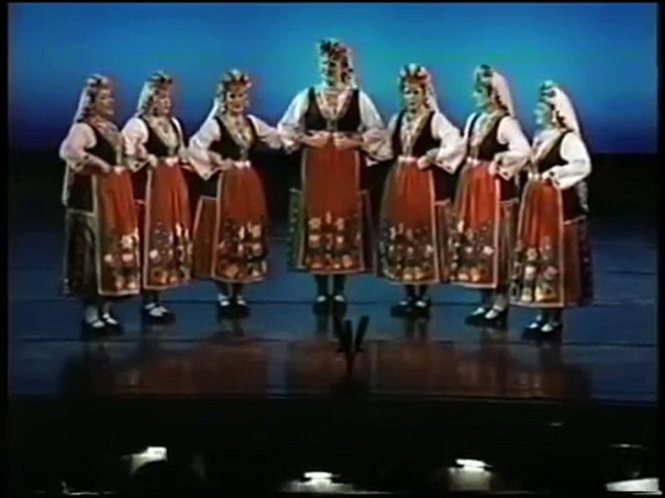 Bulgaria: Китка Български Народни Песни / Bouquet of Bulgarian Folk Songs (EDT Vocal Ensemble)