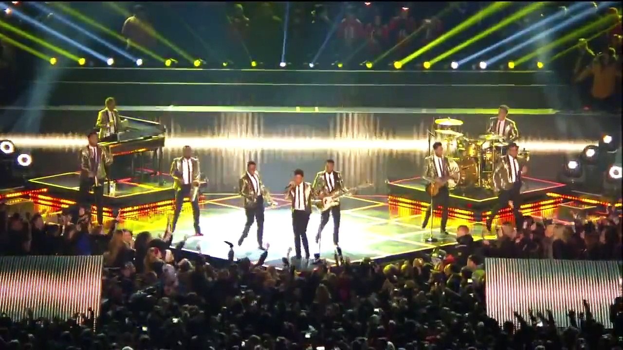 Bruno Mars Superbowl Halftime Show 2014 HD Ft Red Hot Chilli Peppers