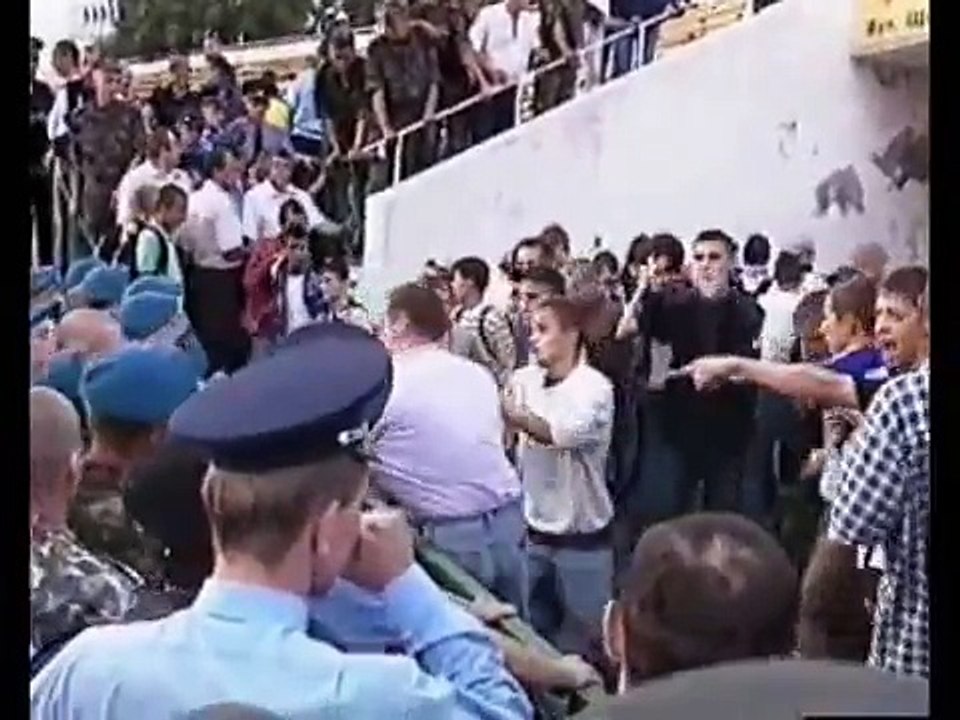 Беспредел на матче "Полесье" - "Динамо"