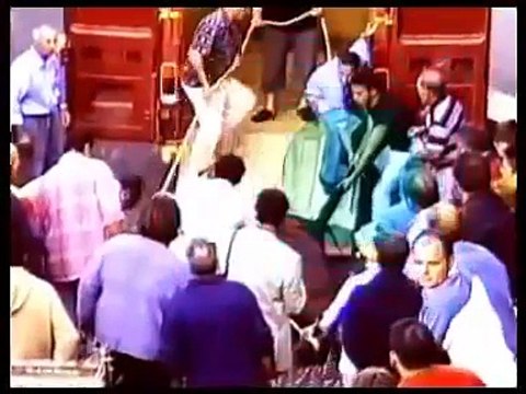 Palio nel ragusano - Cavallo brutalmente trascinato dopo una caduta