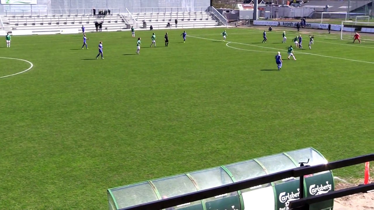 En Coupe du Danemark, Sanne Troelsgaard inscrit un magnifique but de 40 mètres