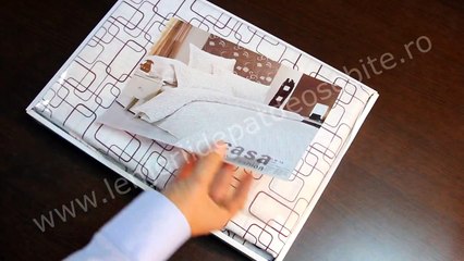 Lenjerie pat cu desene grafice