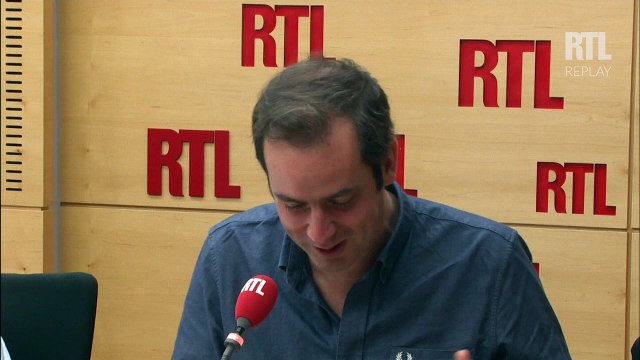 Tanguy Pastureau : Hollande est la star des îles