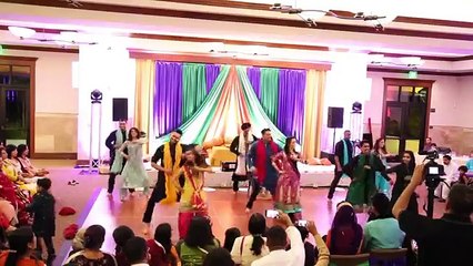 Osman and Maleeha's Mehndi Wedding Beautiful Girls and Boys Dance