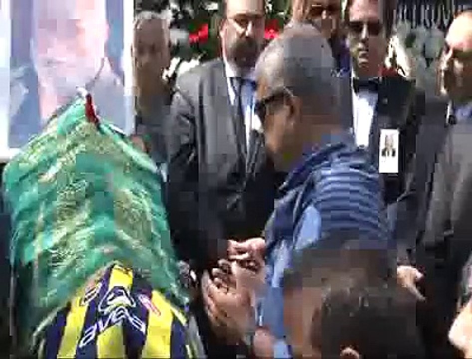 Zeki Alasya son yolculuğuna uğurlanıyor