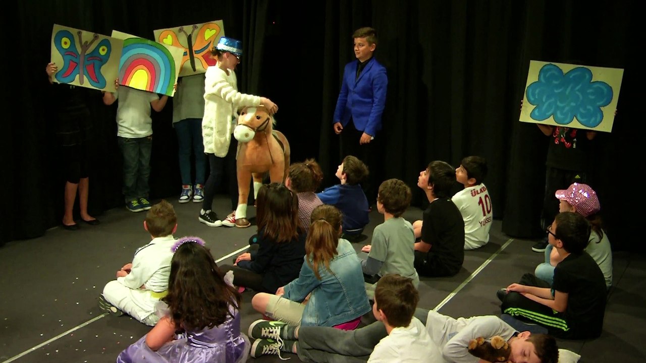 Camion des mots Classe de CM1/CM2 3ème groupe École élémentaire de Saint-Clair-de-la-Tour (38)