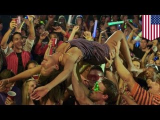 Seattle teen left “home alone” is forced to call cops to break up his own house party