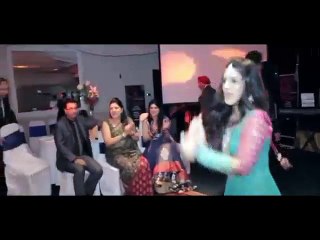 Pathani cute girl mujra dance