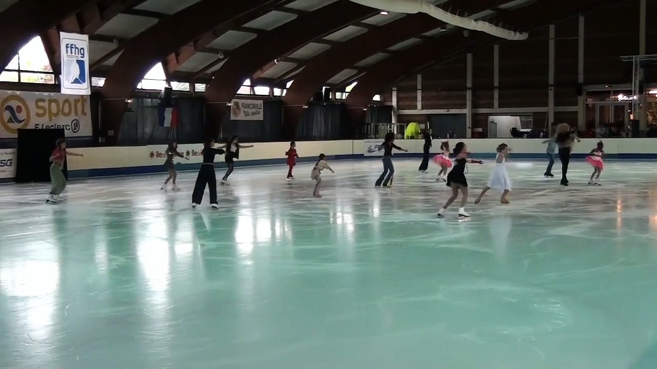 Programme libre Little Lilas (Vitry ) - 4ème en novices - Championnat de France 2015 de ballet sur glace