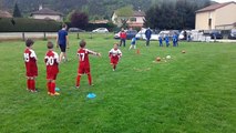 Jeu de l'Awalee, U6/U7, duel de 2 équipes qui alignent des ballons dans des cerceaux