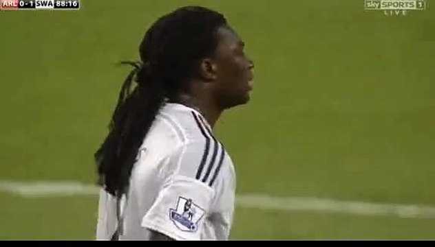 0-1 Bafétimbi Gomis Goal | Arsenal vs Swansea 11.05.2015