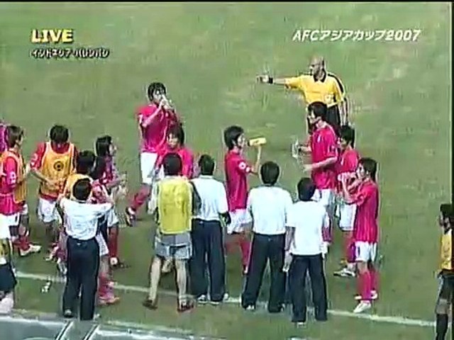 Afcアジアカップ07 韓国がルールを破り 休憩する Video Dailymotion