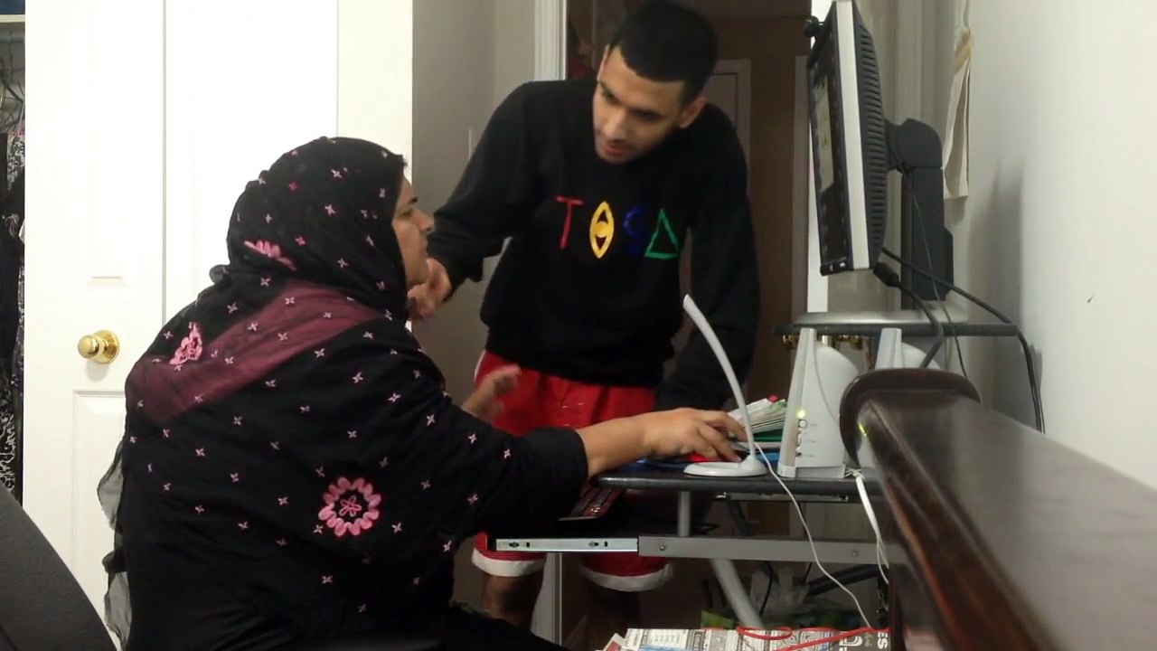 ZaidAli Brown Mom Gets Angry!