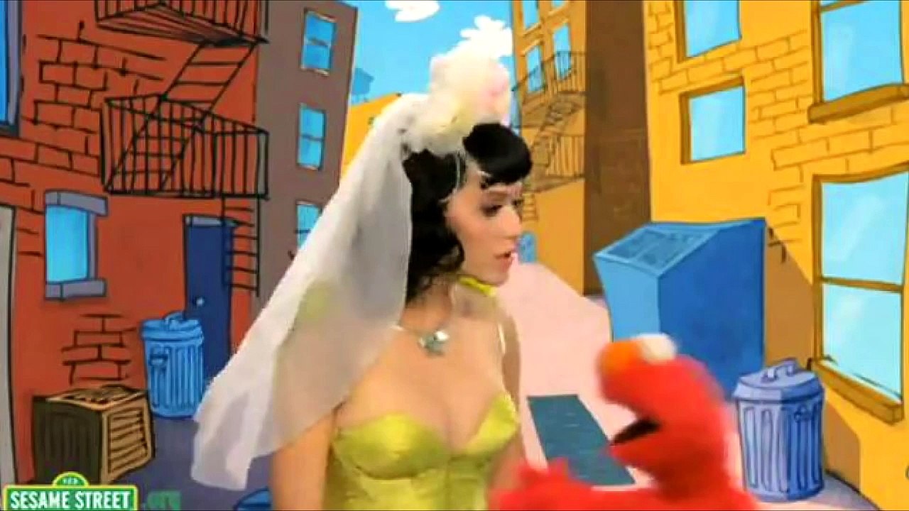 Katy Perry is "a devil child" says HER OWN FATHER !!! Told you so !!!