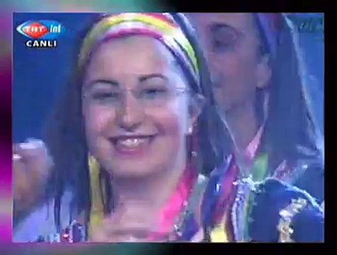 Orhan ÖLMEZ & Sevcan ORHAN *Kesik Çayır Biçilir Mi?*