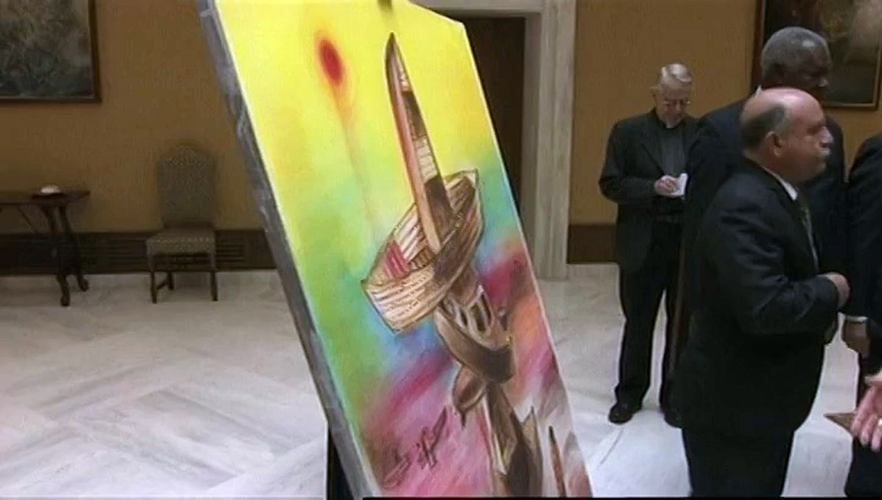 Raul Castro reçu longuement par le pape François au Vatican