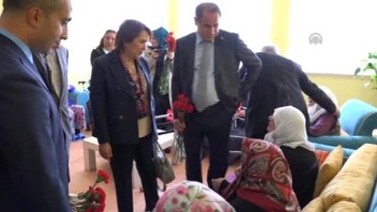CHP Genel Başkan Yardımcısı Erdoğdu "Anneler Günü"Nde Huzurevi Ziyaretinde Bulundu
