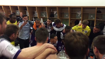 La joie des Toulousains dans le vestiaire après TFC/Lille