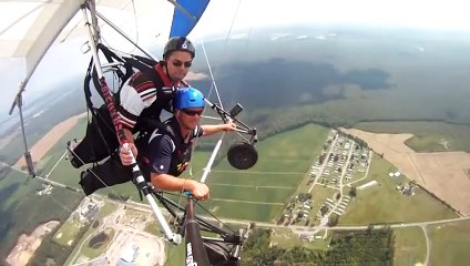 Hilarious Hang Gliding Puke at 2,000 Feet