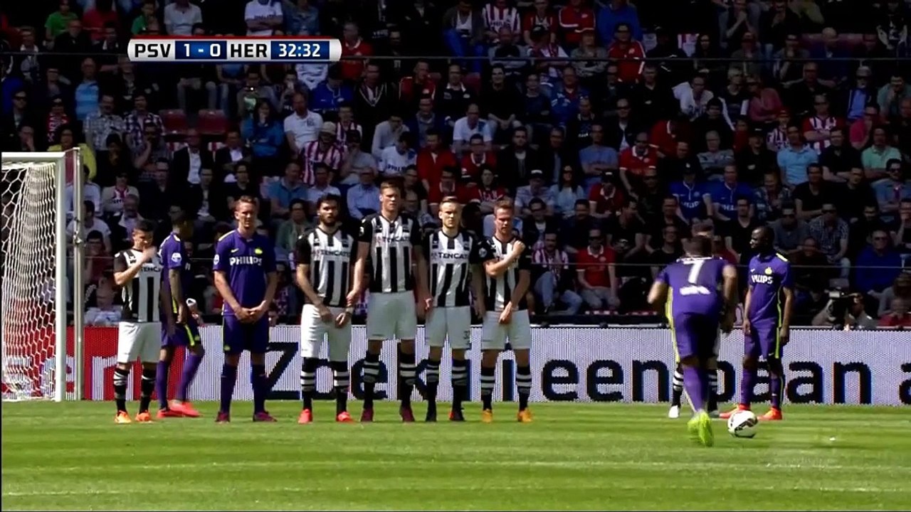 Traum-Freistoß! PSV wird Depay vermissen