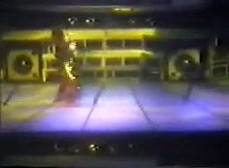 Van Halen - 'Unchained' (Live, Montreal 4/19/84)