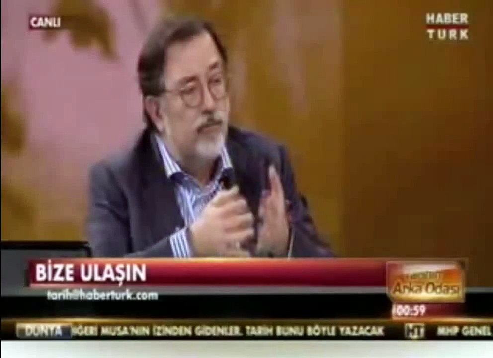 Murat Bardakçı ve İlber Ortaylı, Kadir Mısıroğlu ile alay ediyor