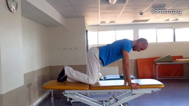 Como corregir la postura de la espalda encorvada mediante ejercicios / Fisioterapia a tu alcance